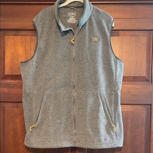 L.L. Bean Men’s Mountain Classic Fleece Vest